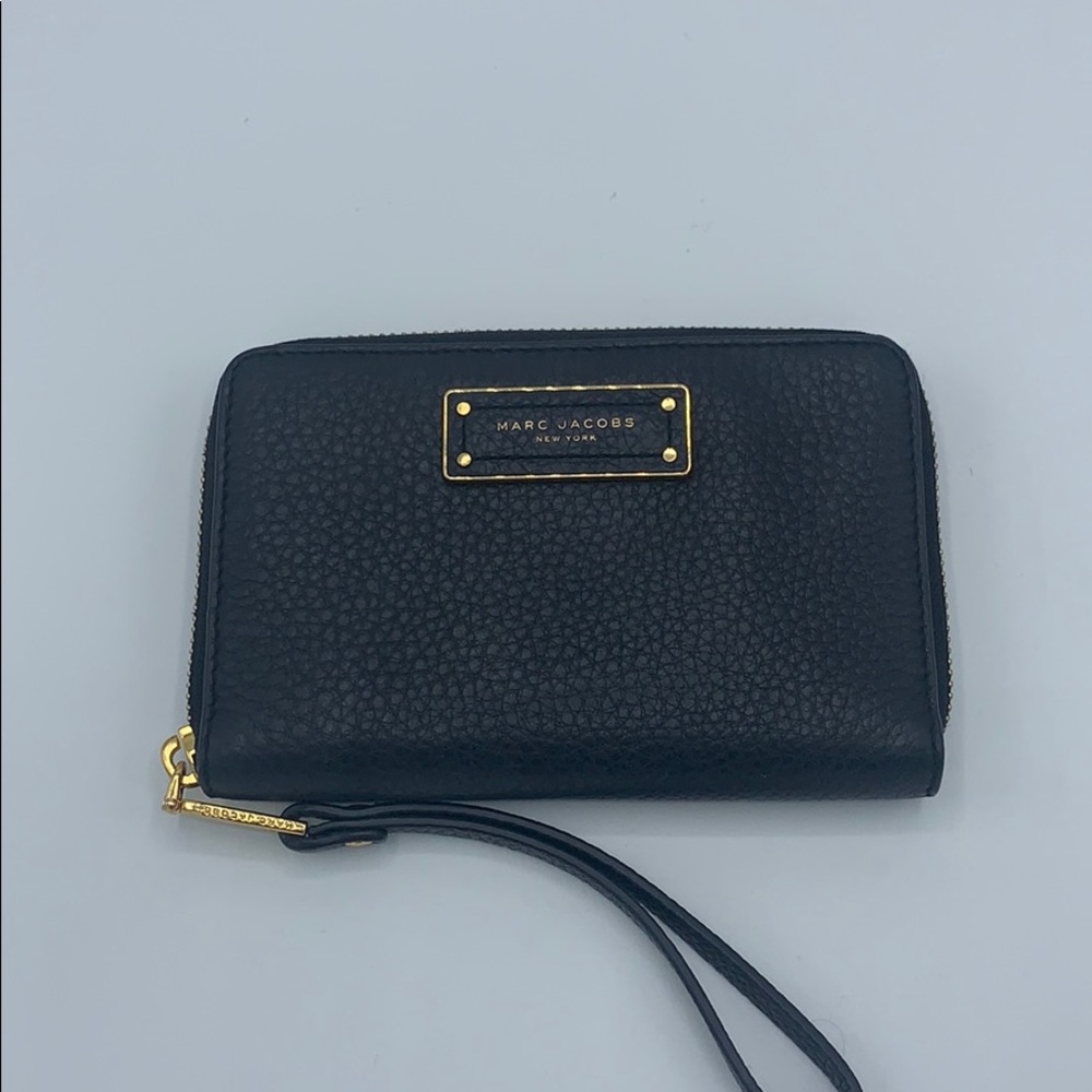 Marc Jacobs black wristlet